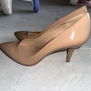 Size 7 women’s heels